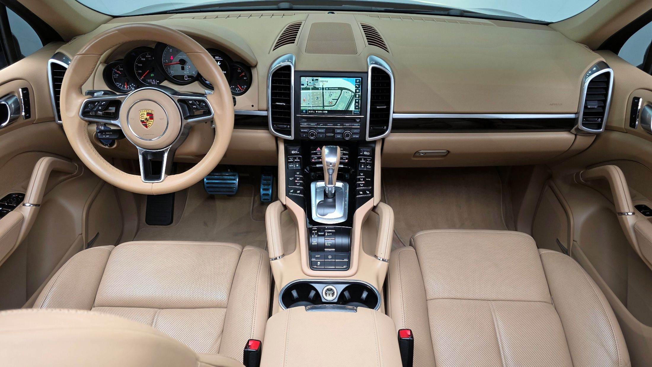 PORSCHE CAYENNE 2015