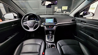 HYUNDAI AVANTE AD 2017