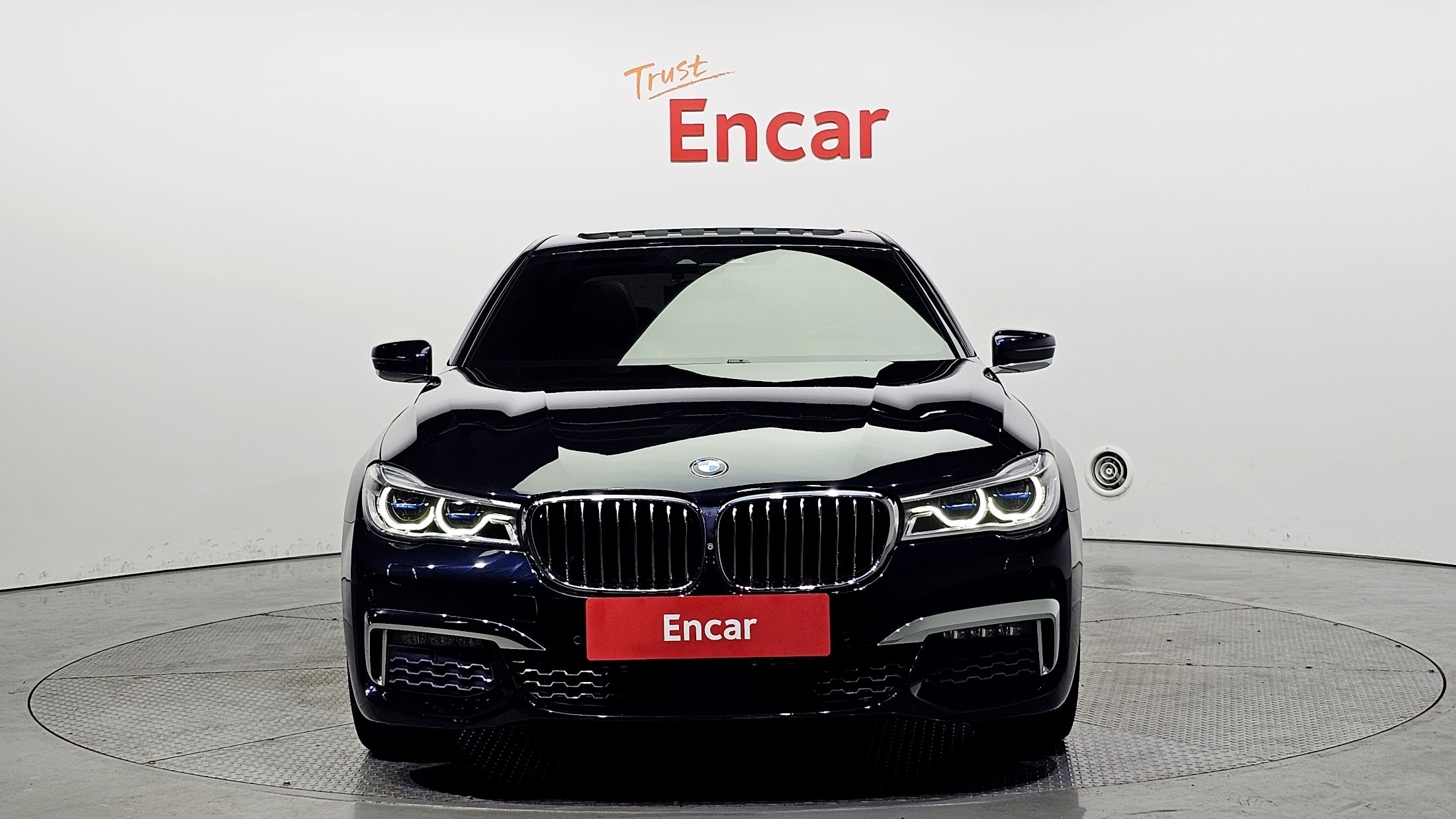 BMW 7-SERIES G11 2017