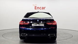 BMW 7-SERIES G11 2017