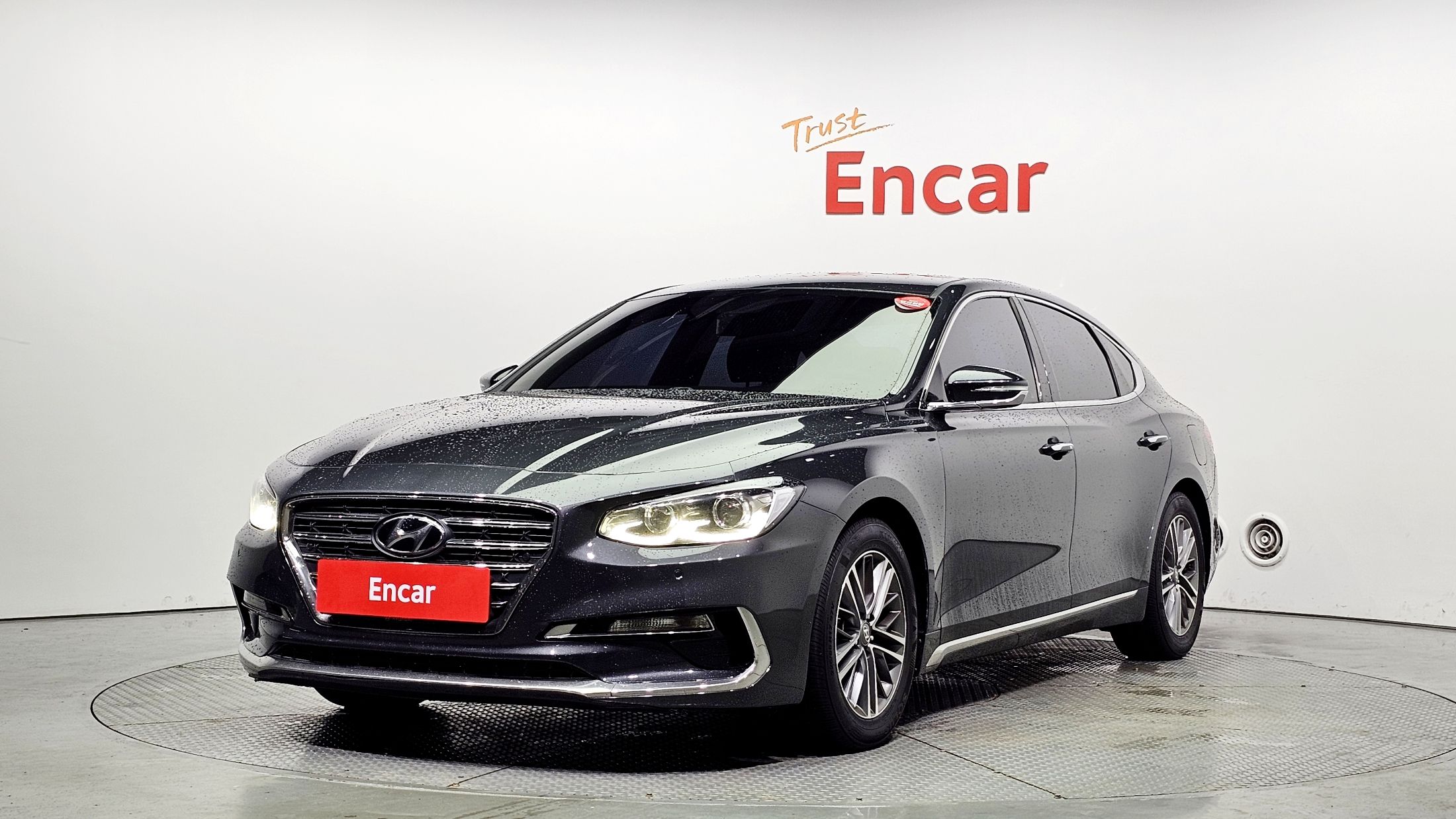 HYUNDAI GRANDEUR IG 2017