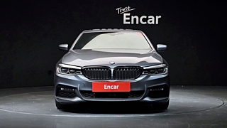 BMW 5-SERIES G30 2018