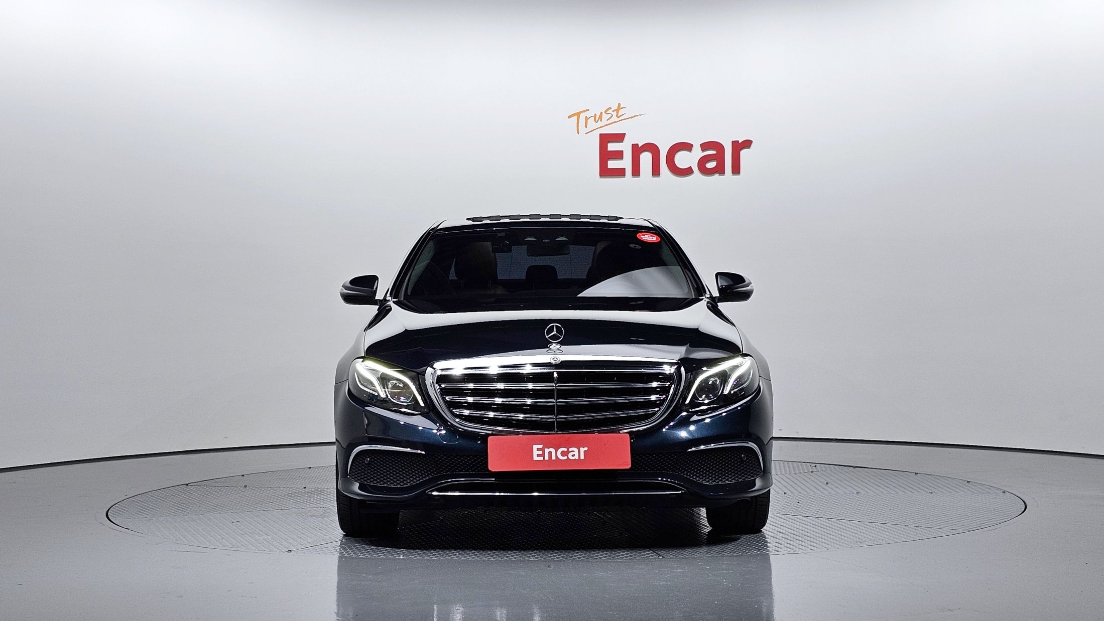 MERCEDES BENZ E-CLASS W213 2017