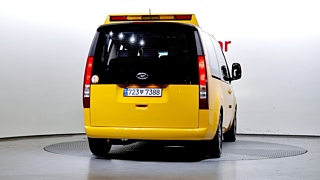 HYUNDAI STARIA 2023