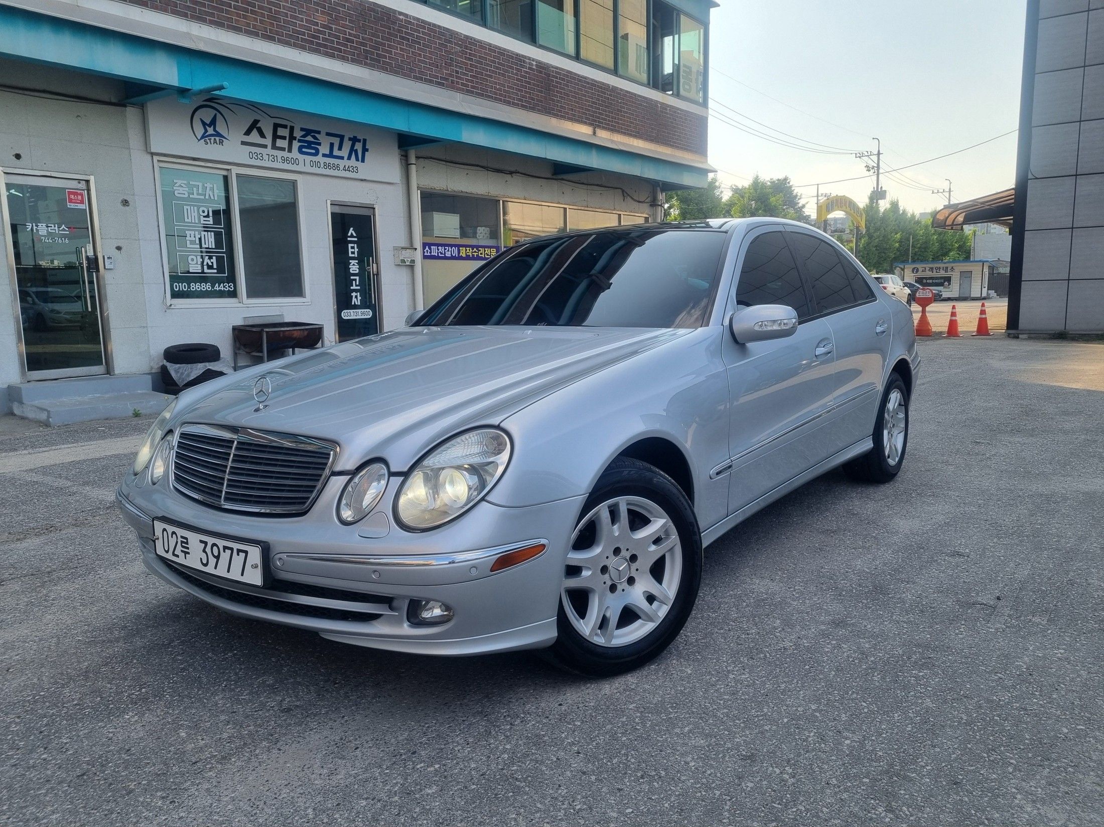 MERCEDES BENZ E-CLASS W211