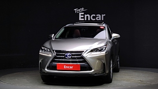 LEXUS NX300H 2016