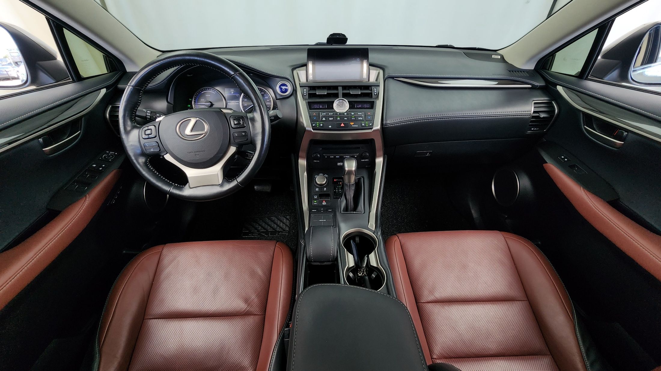 LEXUS NX300H 2016