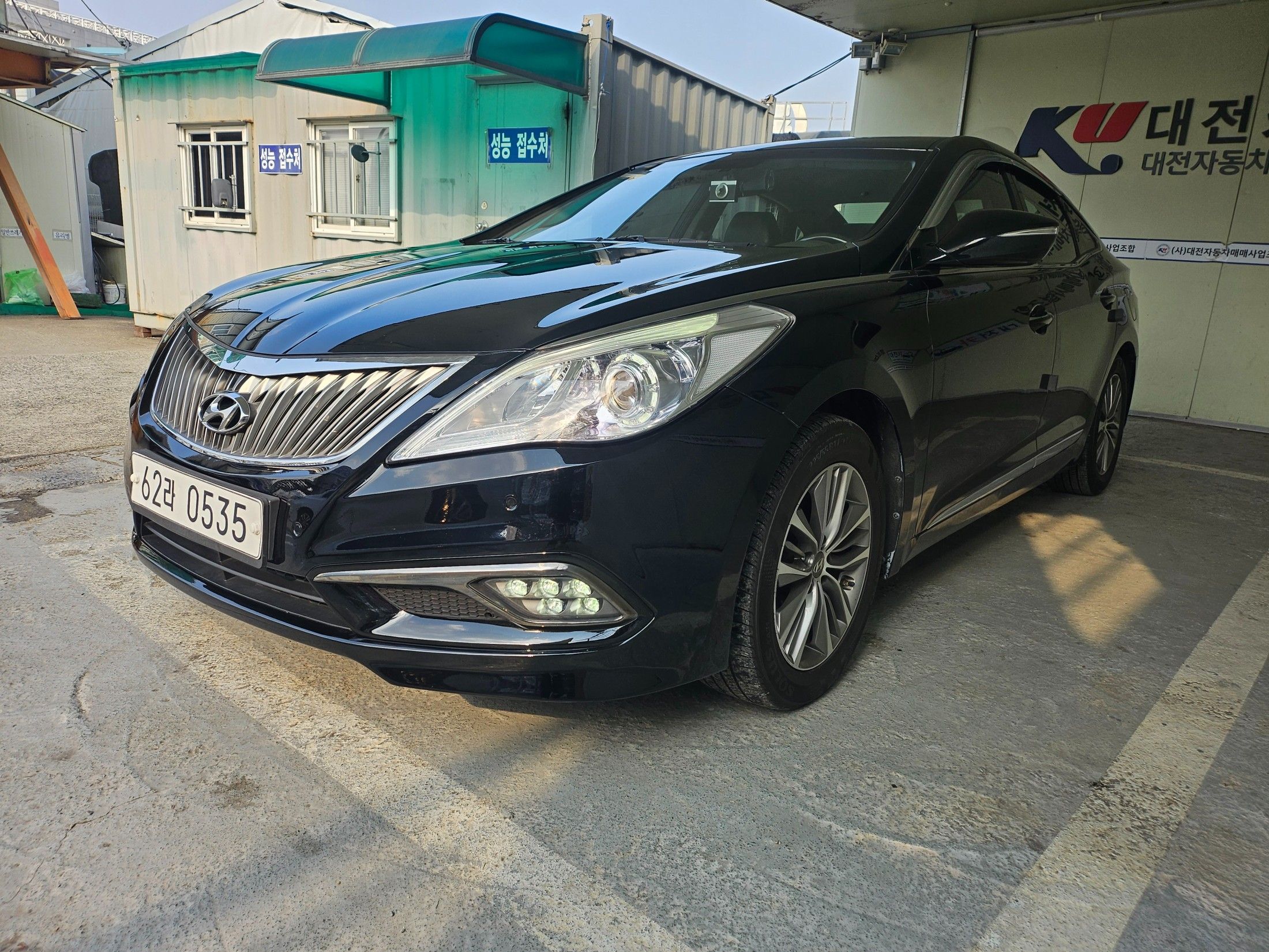 HYUNDAI GRANDEUR HG