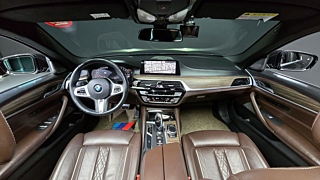 BMW 5-SERIES G30 2020