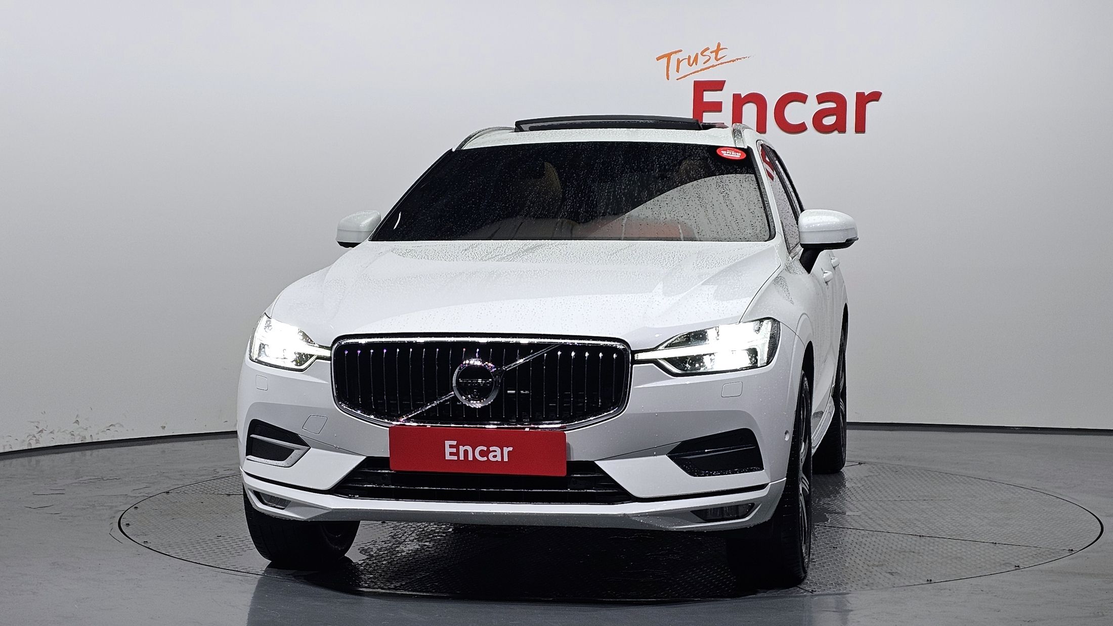VOLVO XC60 2020