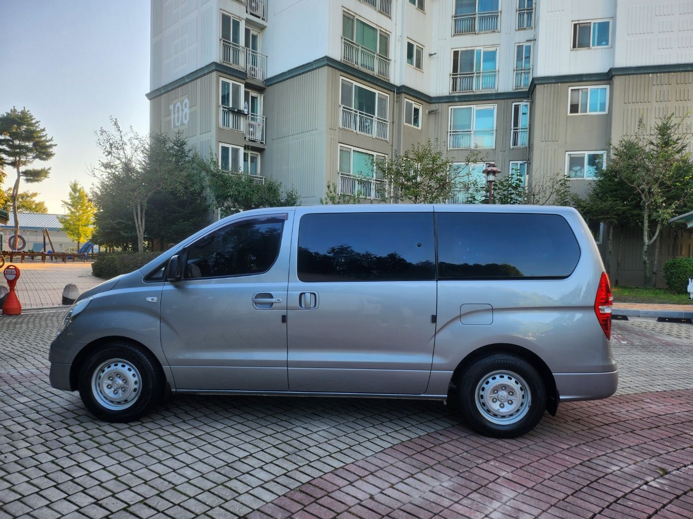 HYUNDAI STAREX GRAND 2016