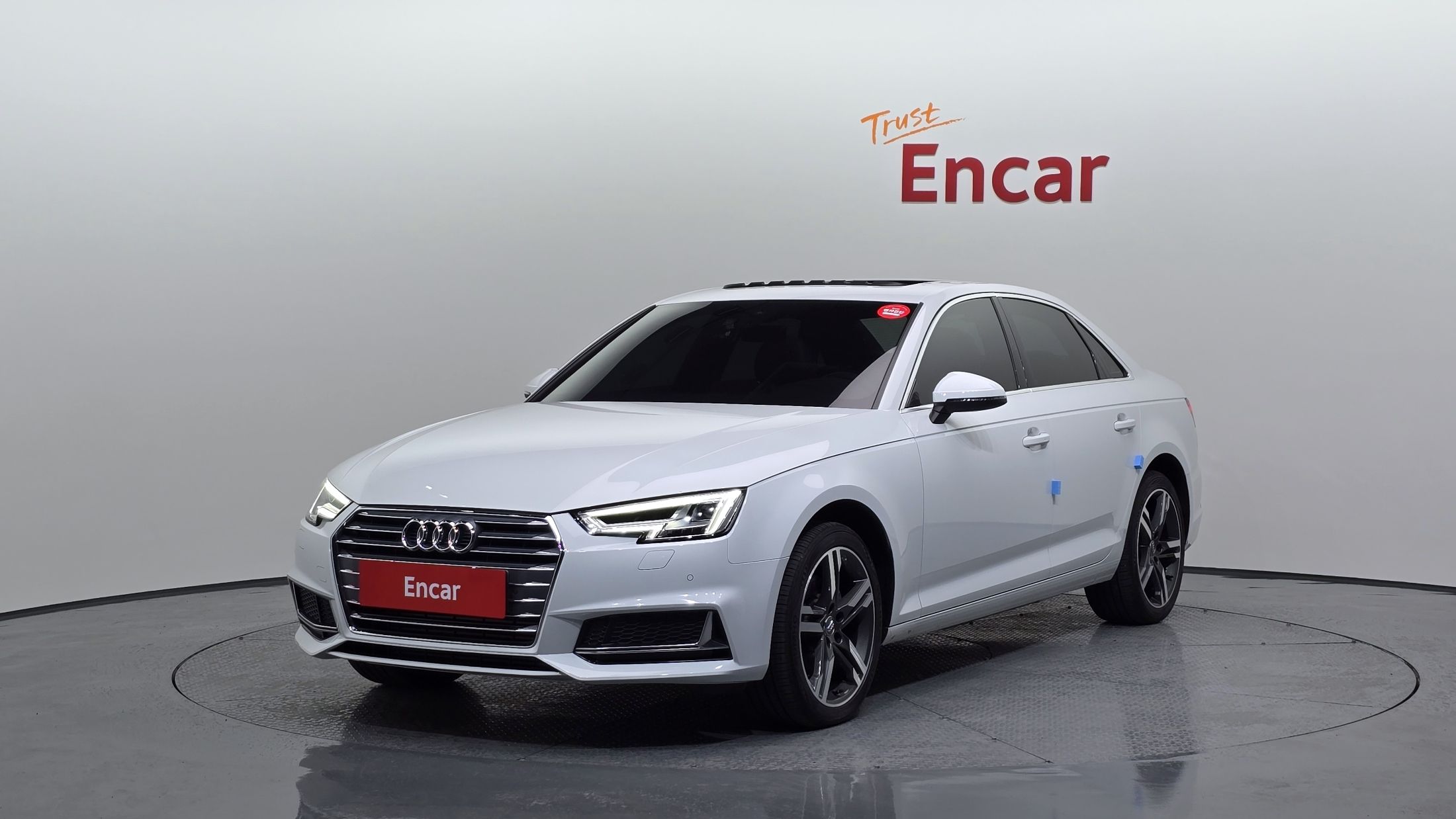 AUDI A4 B9