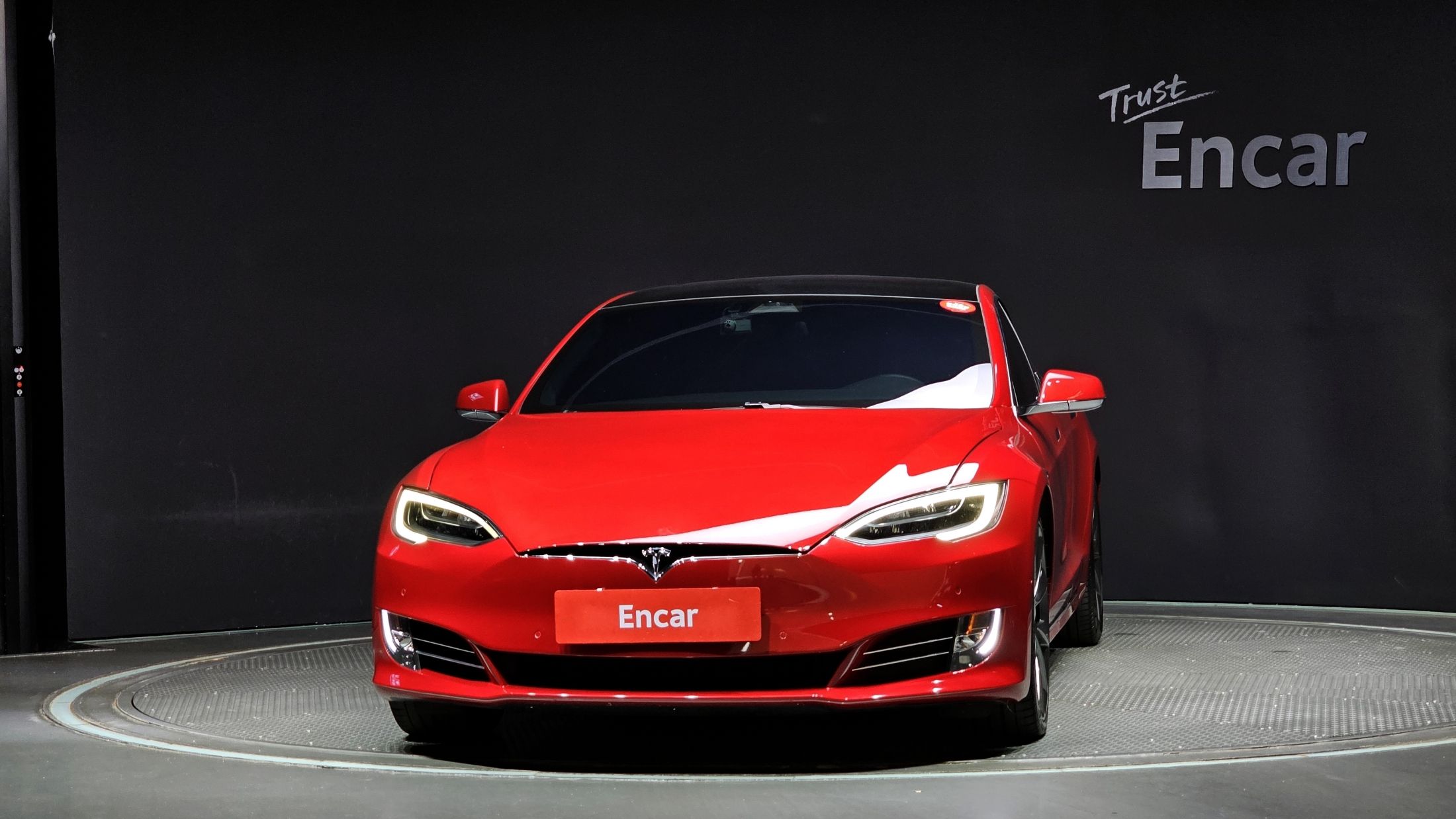 TESLA MODEL S