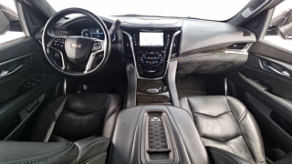 CADILLAC ESCALADE 2017