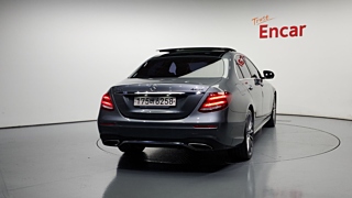 MERCEDES BENZ E-CLASS W213 2019