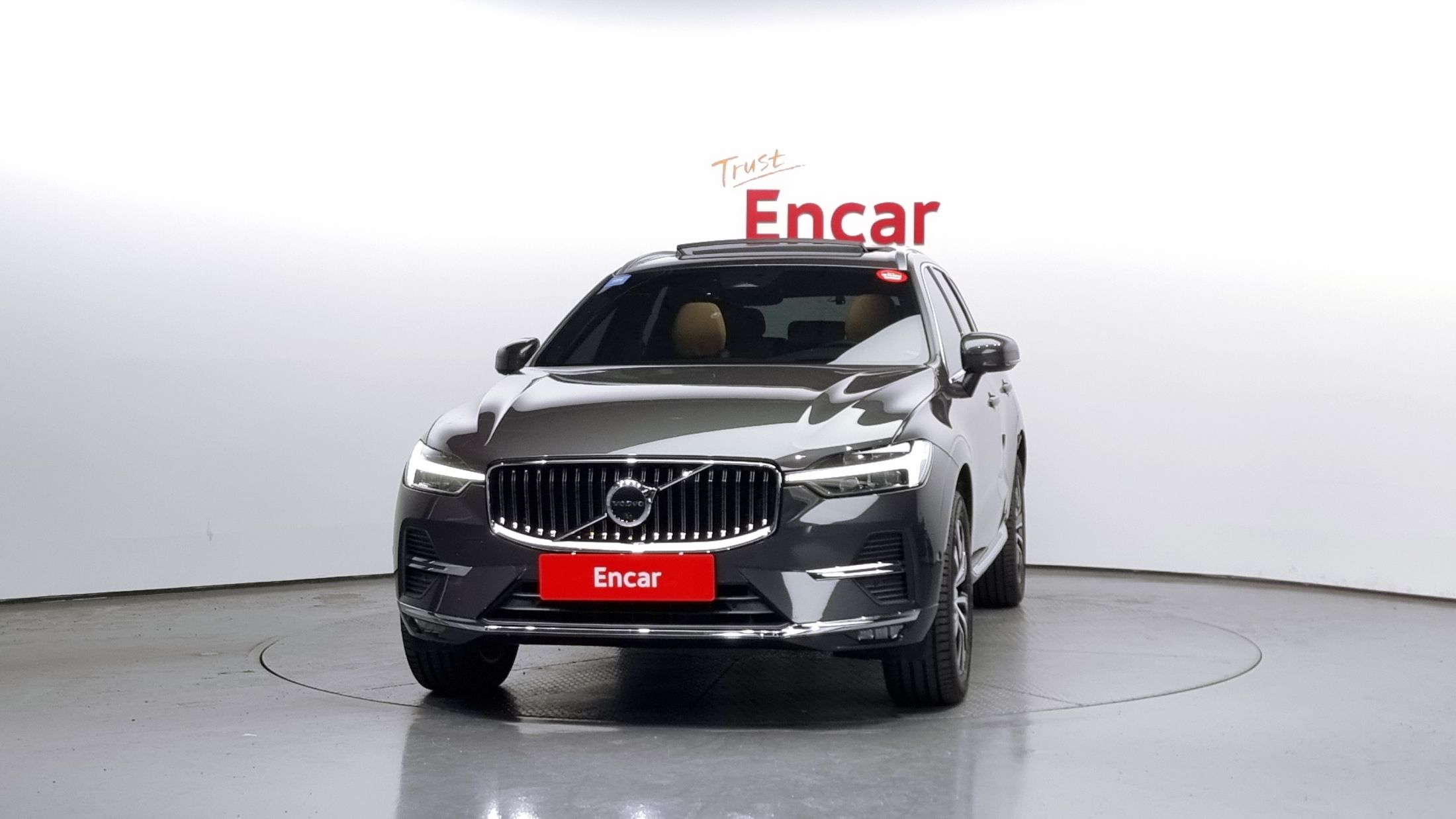 VOLVO XC60 2023