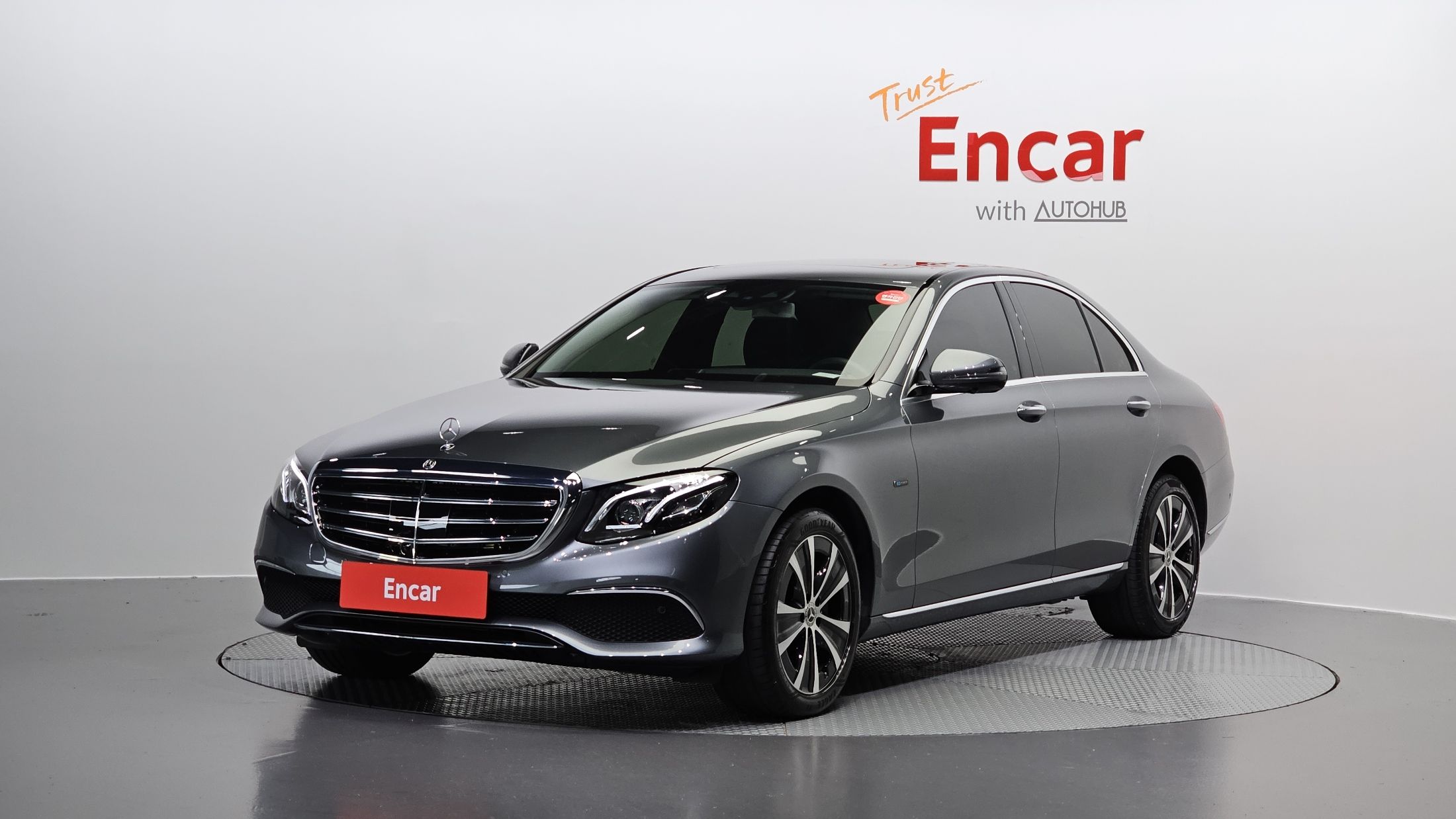 MERCEDES BENZ E-CLASS W213