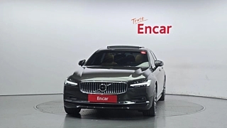VOLVO S90 2024