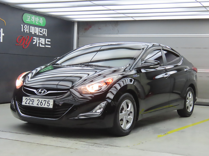 HYUNDAI AVANTE 2014