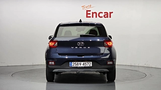 HYUNDAI VENUE 2023