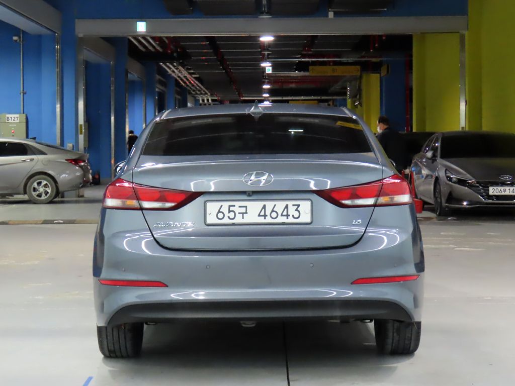 HYUNDAI AVANTE AD 2017