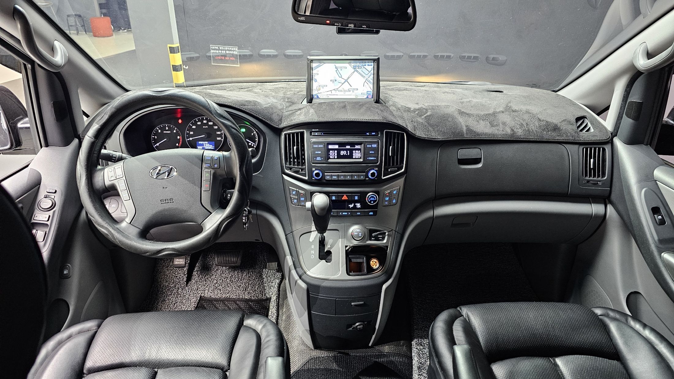 HYUNDAI STAREX GRAND 2017