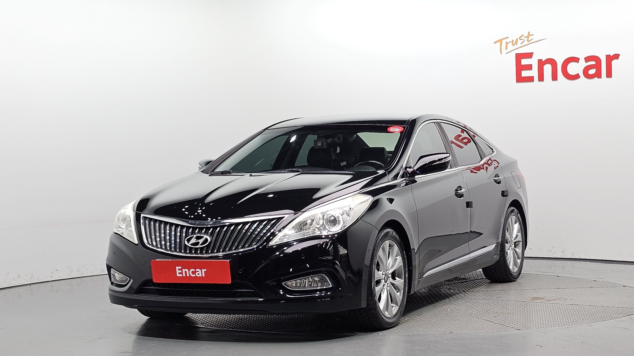 HYUNDAI GRANDEUR HG 2011