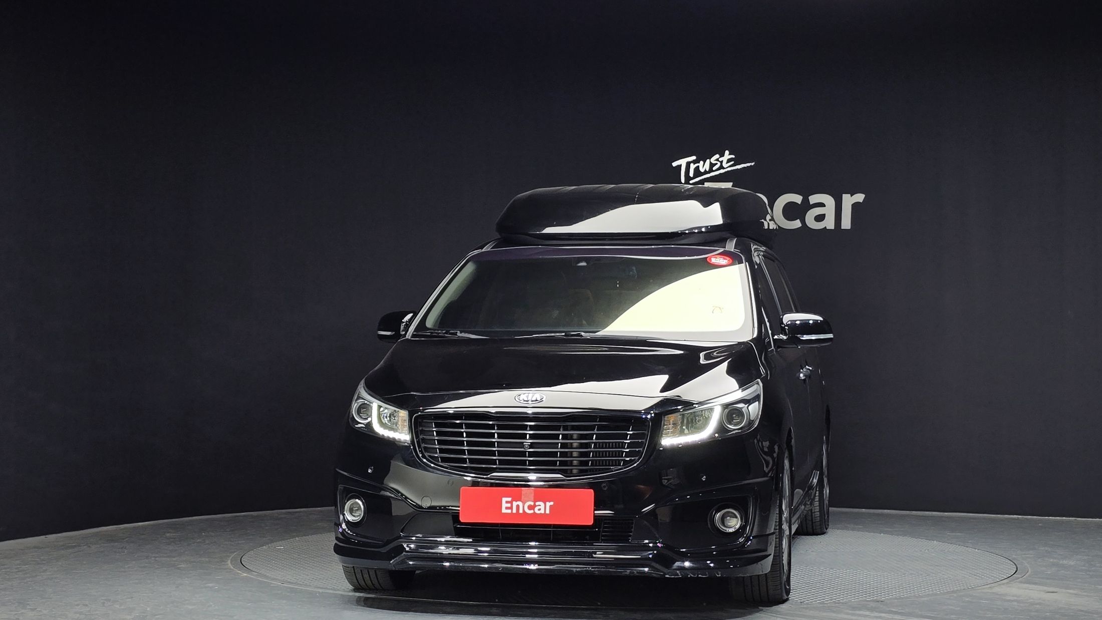 KIA CARNIVAL 2017