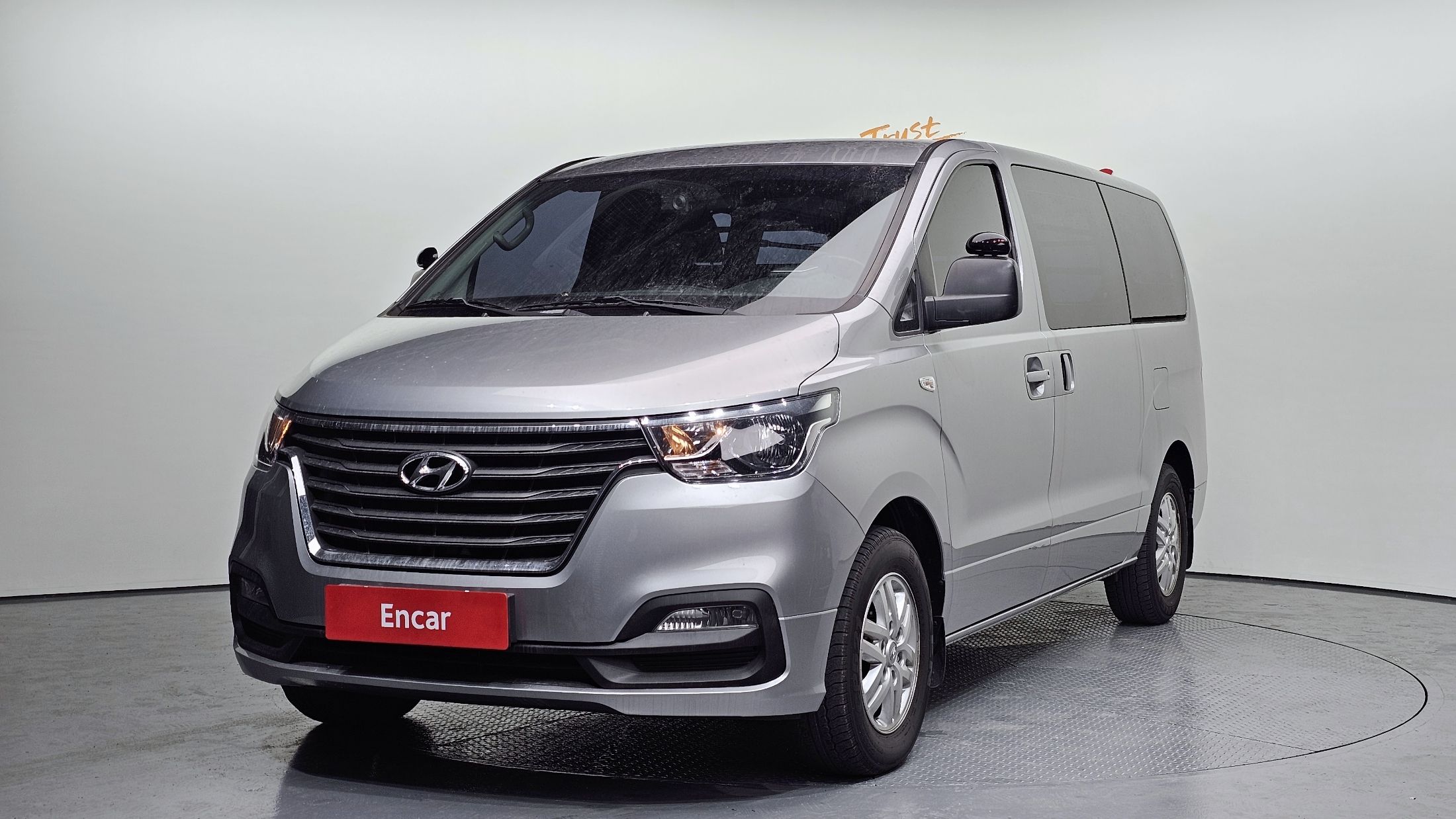 HYUNDAI STAREX GRAND