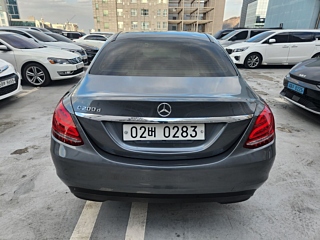 MERCEDES BENZ C-CLASS W205 2016