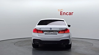 BMW 5-SERIES G30 2017