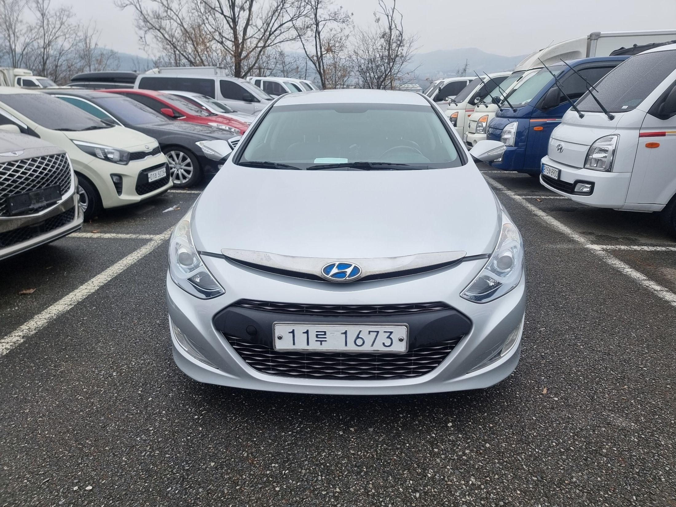 HYUNDAI SONATA HYBRID 2012