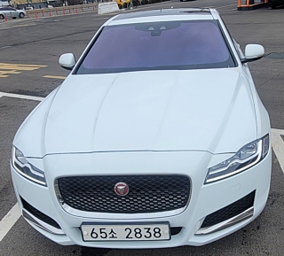 JAGUAR XF X260 2017