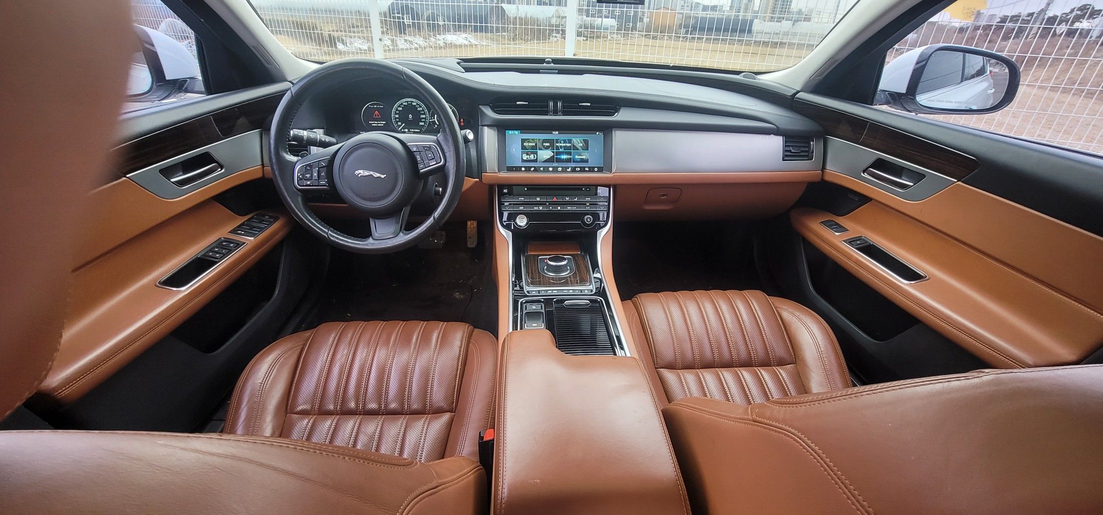 JAGUAR XF X260 2017