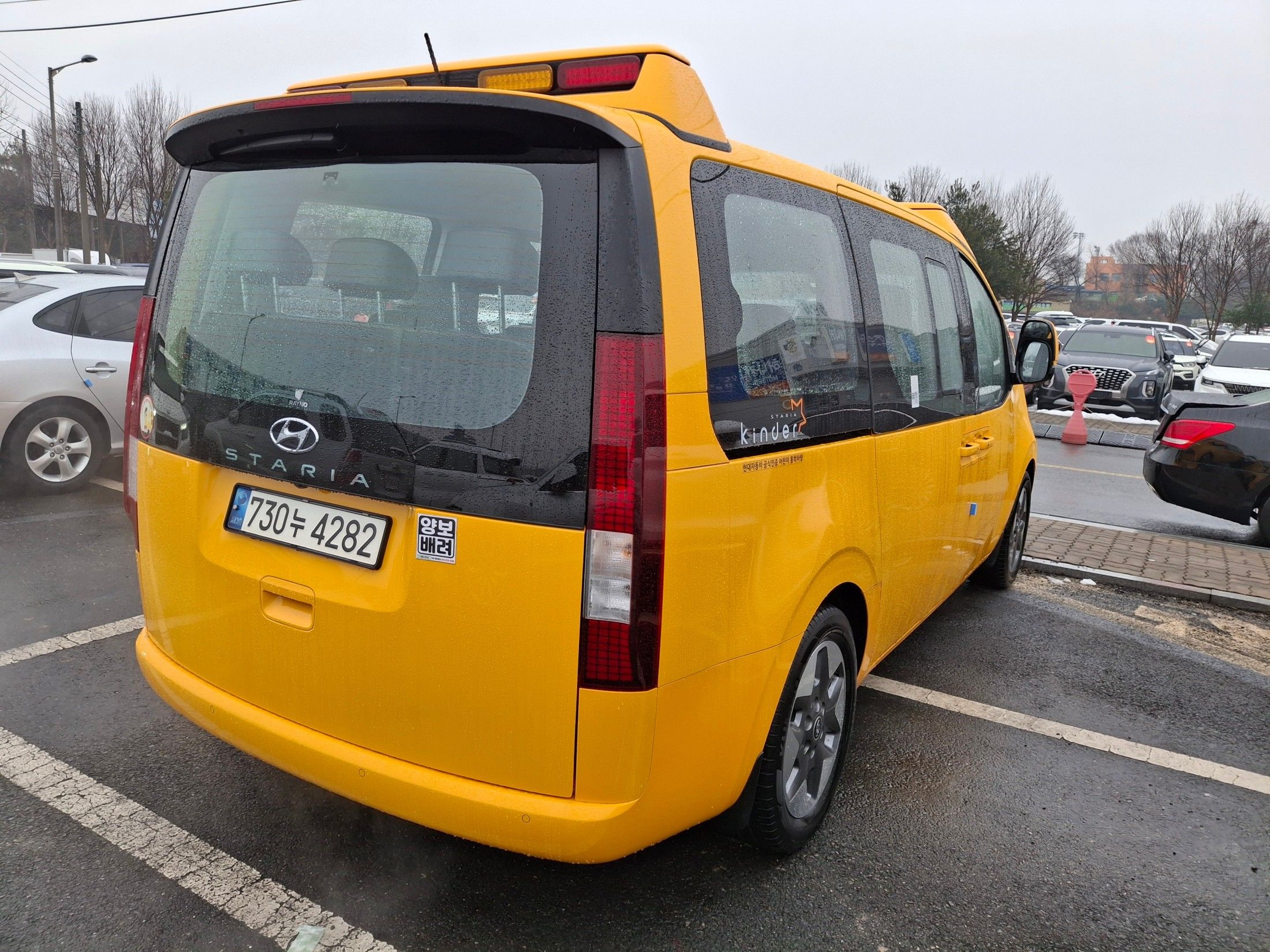 HYUNDAI STARIA 2022