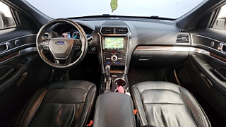 FORD EXPLORER 2017