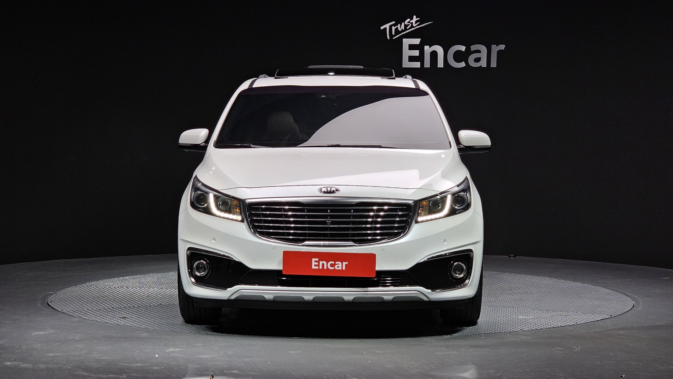 KIA CARNIVAL 2017