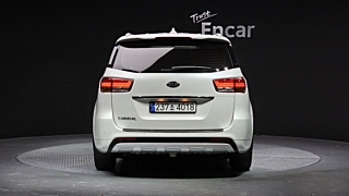KIA CARNIVAL 2017