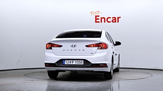 HYUNDAI AVANTE AD 2019