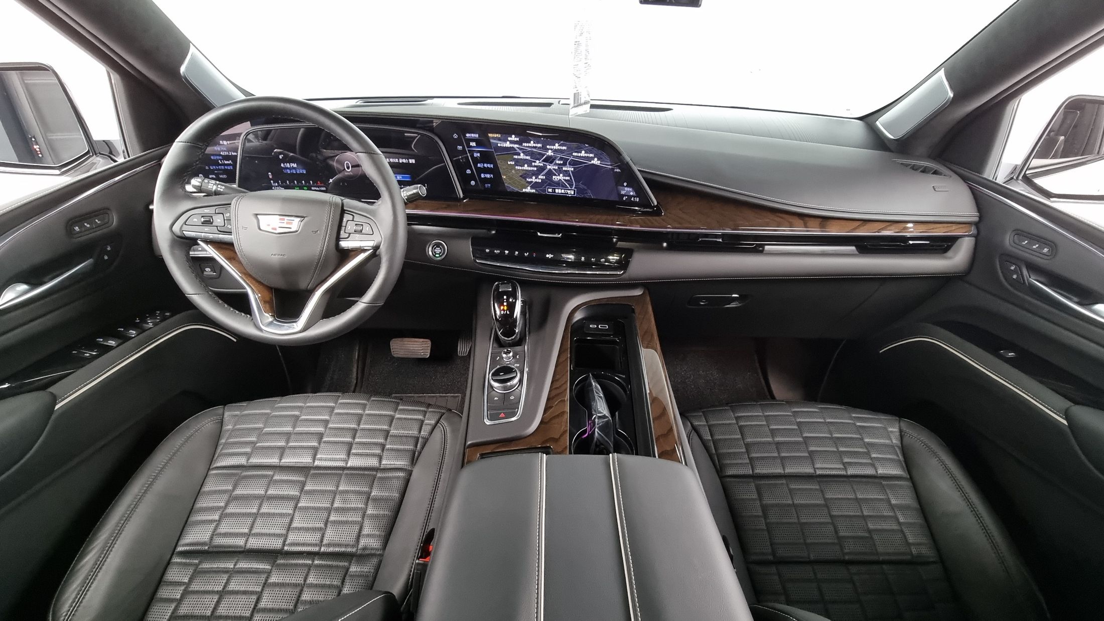 CADILLAC ESCALADE