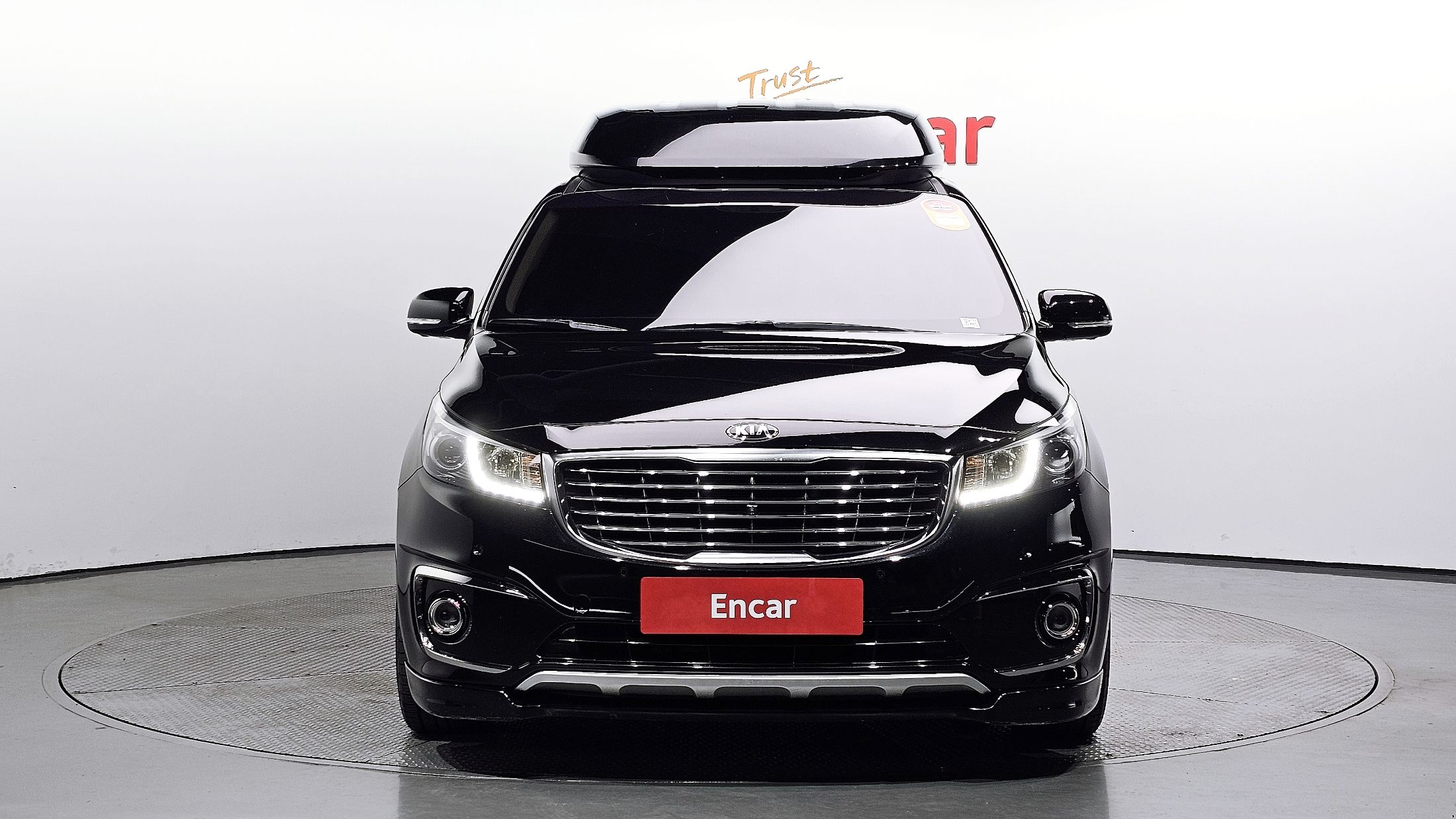 KIA CARNIVAL 2017