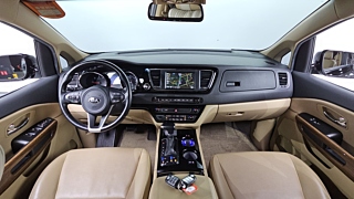 KIA CARNIVAL 2017