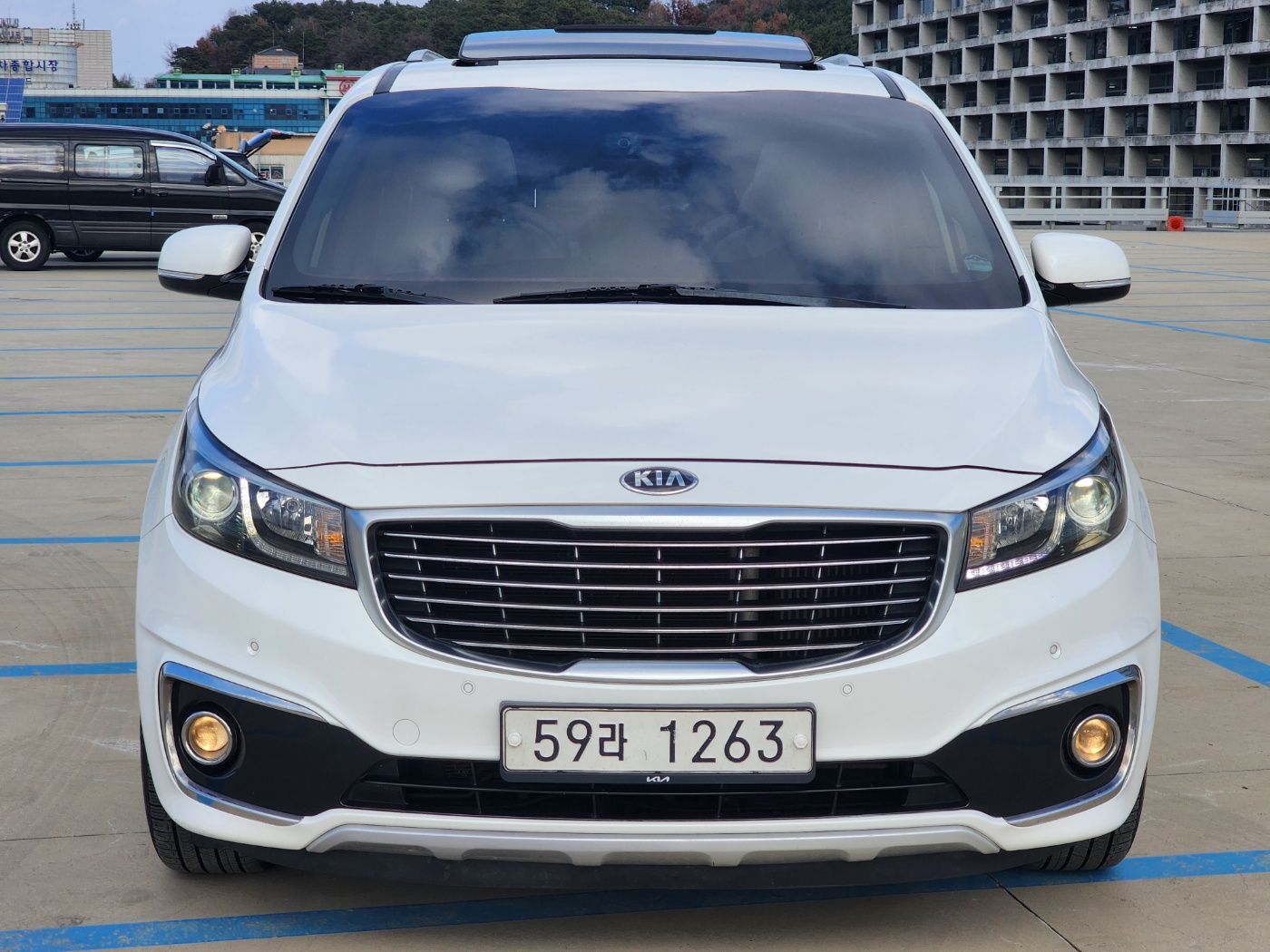 KIA CARNIVAL 2014