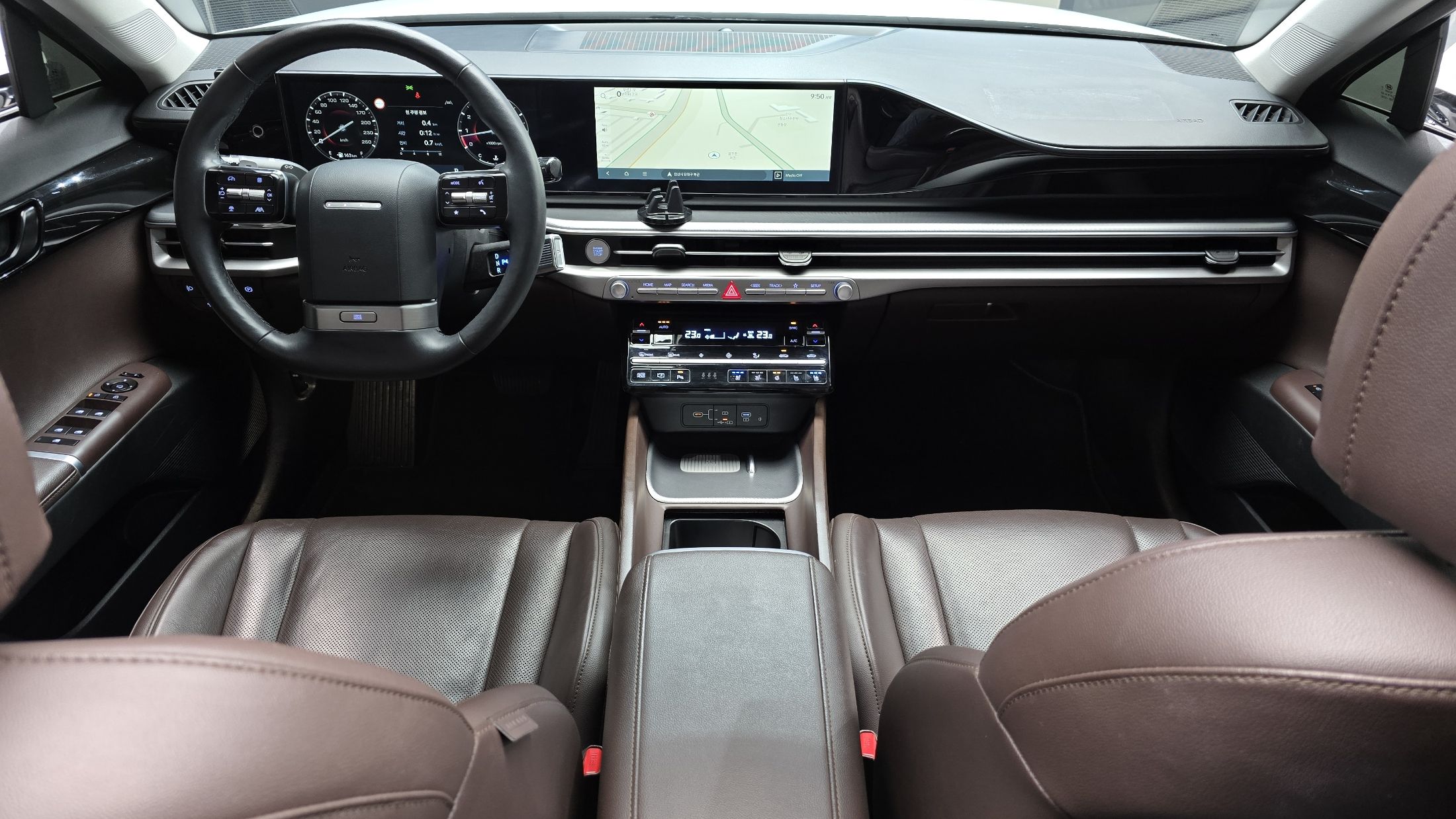 HYUNDAI GRANDEUR GN7 2023