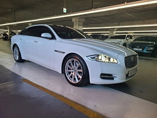 JAGUAR XJ 2013