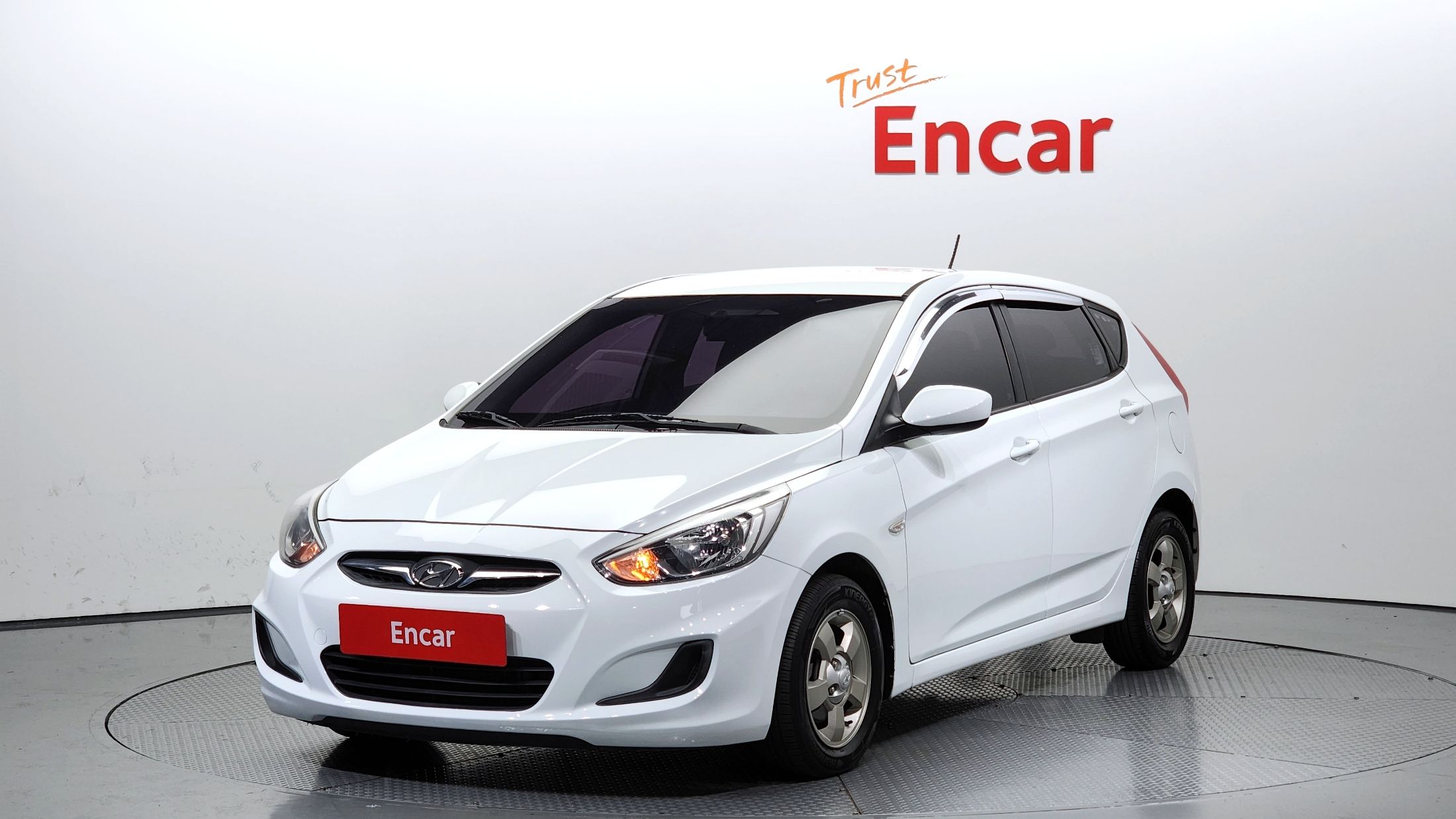 HYUNDAI ACCENT NEW 2015