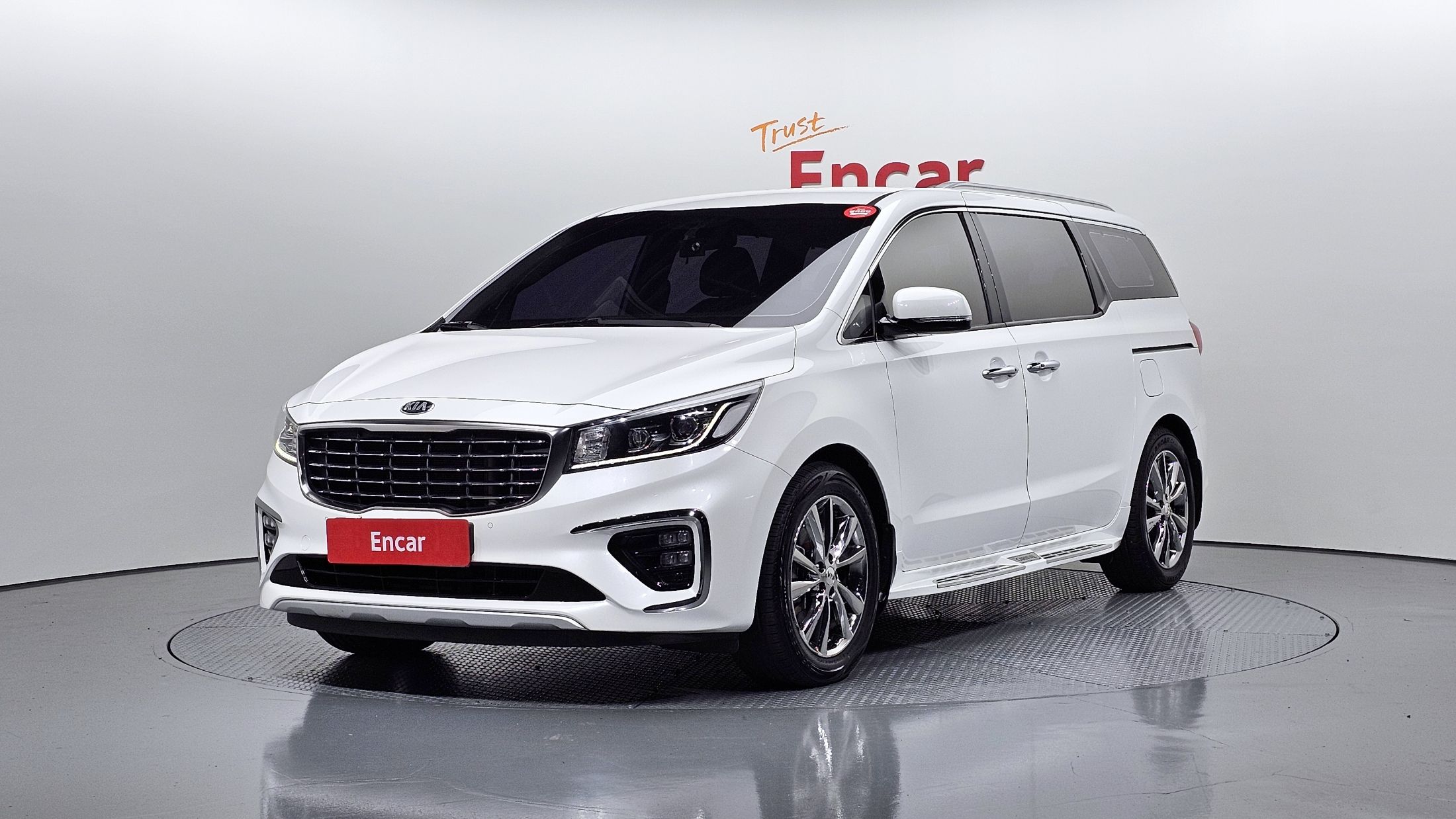 KIA CARNIVAL 2018