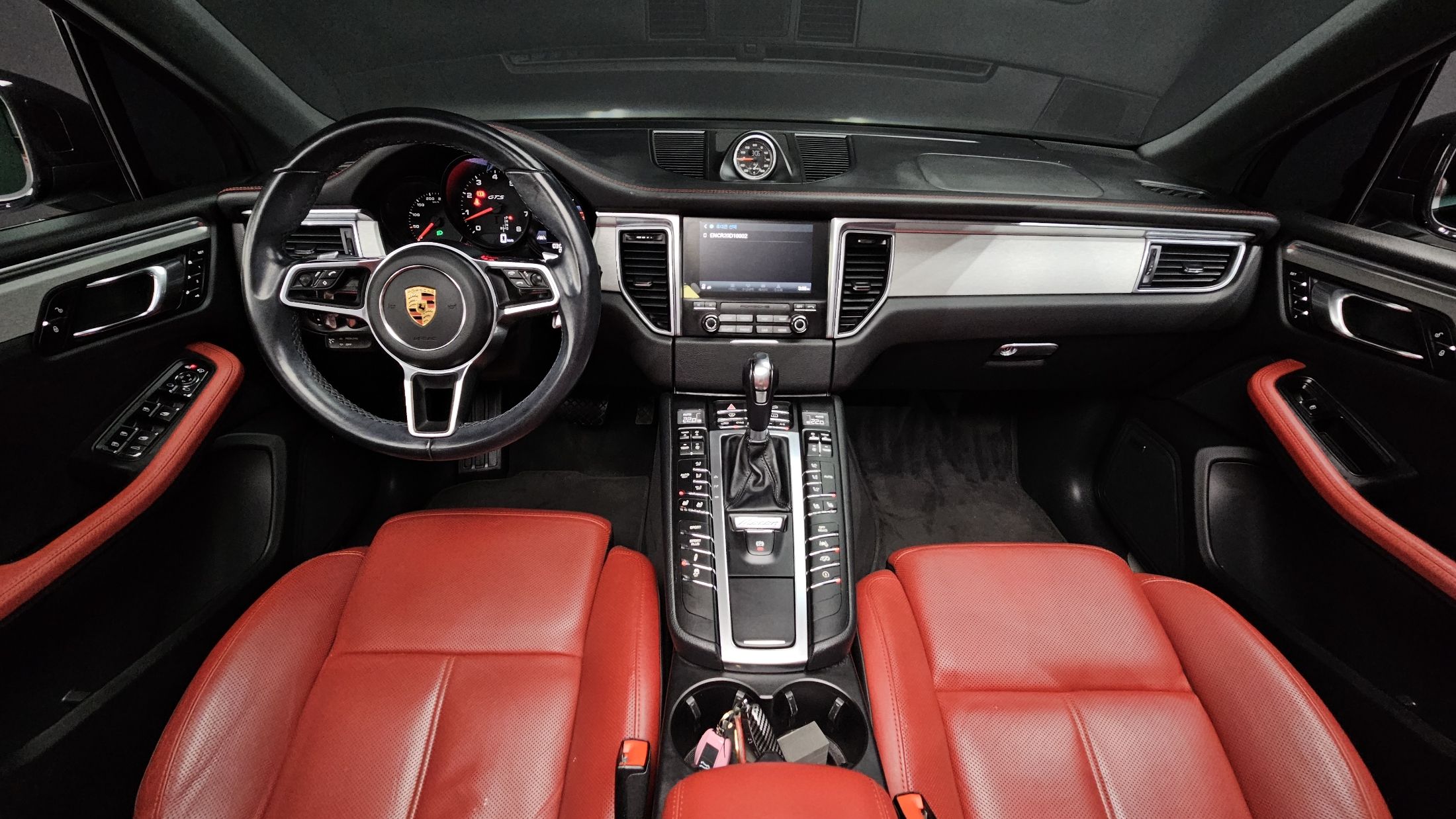 PORSCHE MACAN 2017