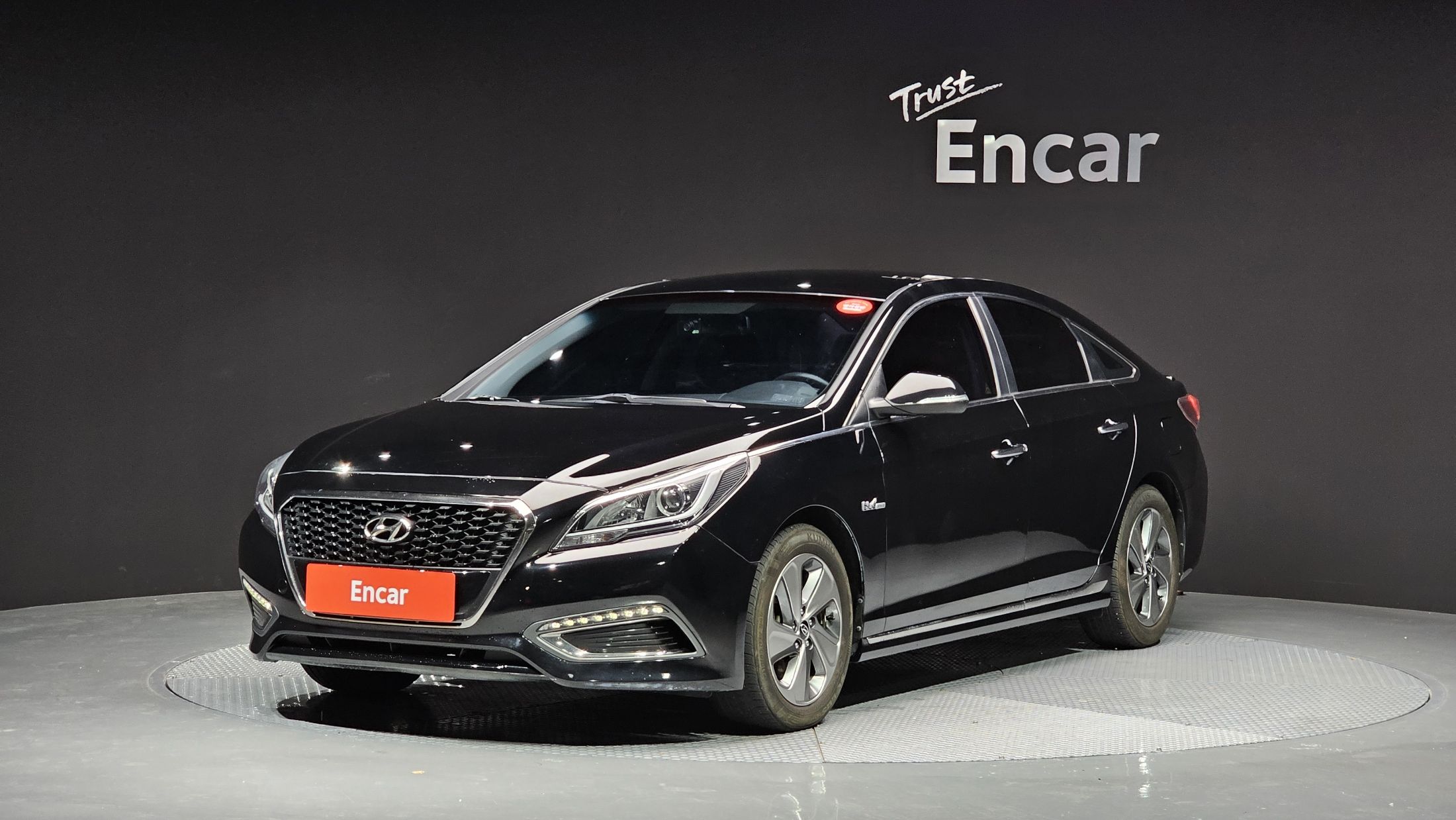 HYUNDAI LF SONATA HYBRID 2015