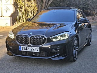 BMW 1-SERIES F40 2023